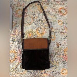 Carbon2Cobalt suede bag.